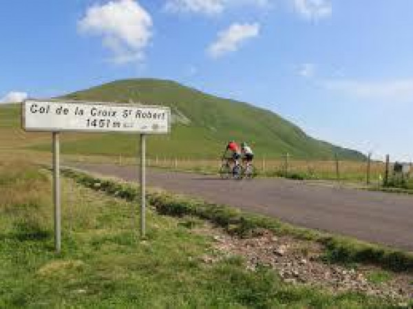 Weekend mythique Col de la Croix St Robert (63)